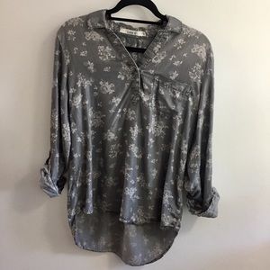 Love 8 Floral Top | Gray | M